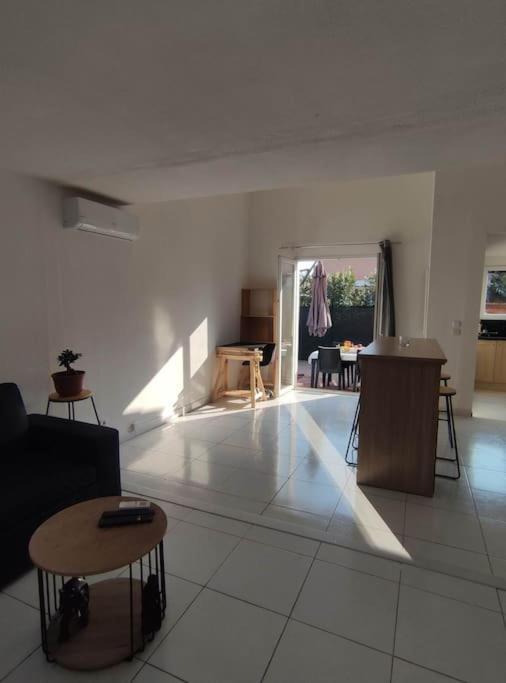 Au Soleil, Marcher Vers La Plage Villa Torreilles Exteriör bild